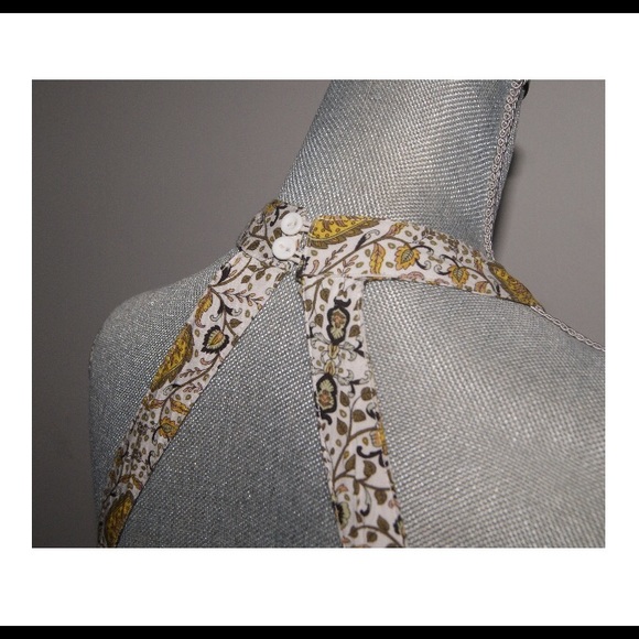 Halter dress. - Picture 6 of 8